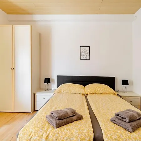 Πανσιόν Airport Garden 3*